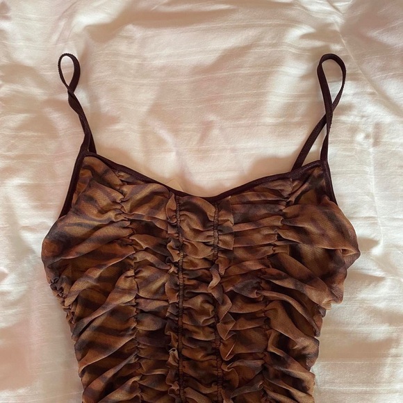 urban outfitters tiger print ruched mesh bodycon mini dress - Picture 2 of 4